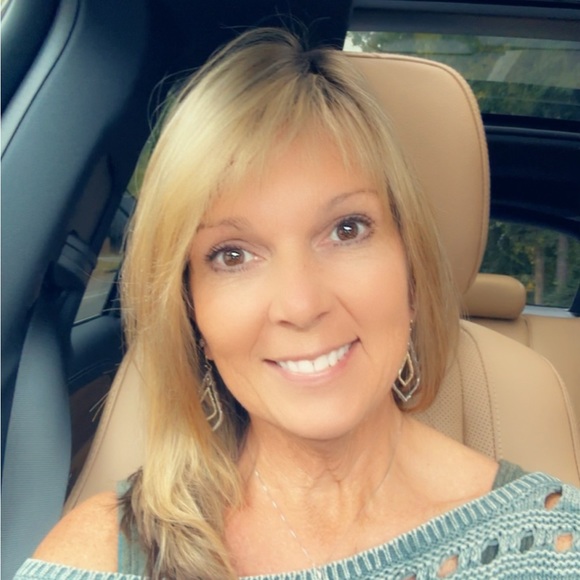 Meet your Posher, Angel - Picture 1 of 2